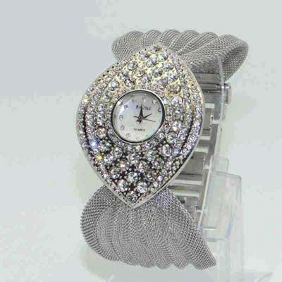 Wrist-Watches-Designs-Latest-Ladies-Fashion-Collection-2013-31
